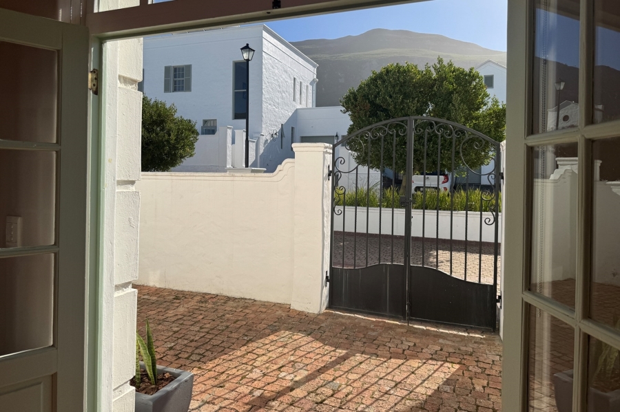 To Let 3 Bedroom Property for Rent in Chanteclair Western Cape